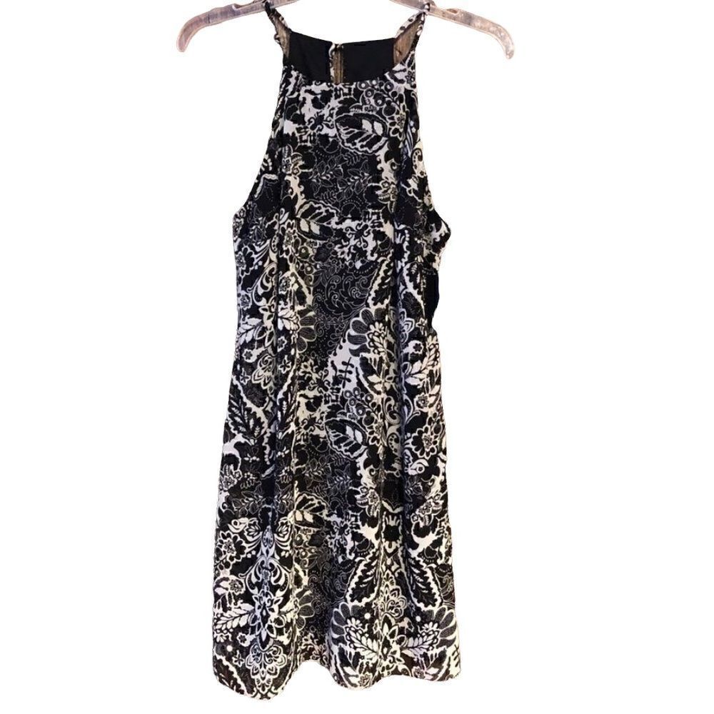 I.N. SF NWT Sz M Black White Floral Skinny Straps Halter Summer Relaxed Dress